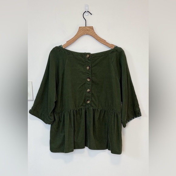 Anthropologie Maeve Green Corduroy
Button Back Top , sz : medium - Picture 6 of 11